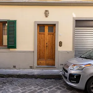 https://botticelli.it-tuscanyhotel.com